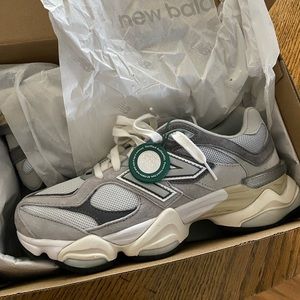New Balance 9060 Rain Cloud Gray